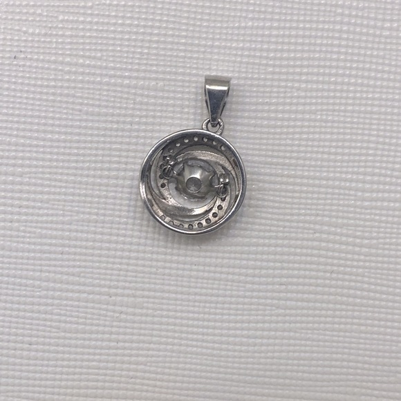 Necklace Pendant Charm - Picture 5 of 5